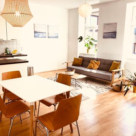 Helle 4 Zimmer Familien-Wohnung Mit Balkon! Schloss Schonbrunn In Gehdistanz Wien Exteriör bild