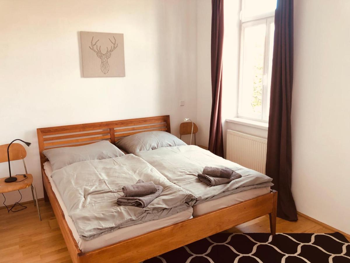 Helle 4 Zimmer Familien-Wohnung Mit Balkon! Schloss Schonbrunn In Gehdistanz Wien Exteriör bild