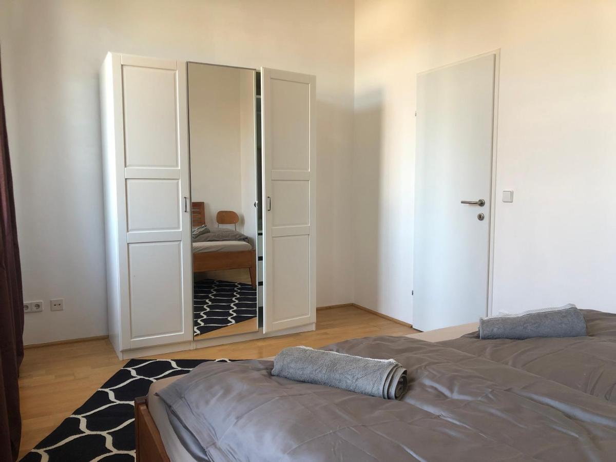 Helle 4 Zimmer Familien-Wohnung Mit Balkon! Schloss Schonbrunn In Gehdistanz Wien Exteriör bild